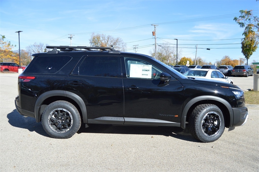 2025 Nissan Pathfinder Rock Creek photo 4