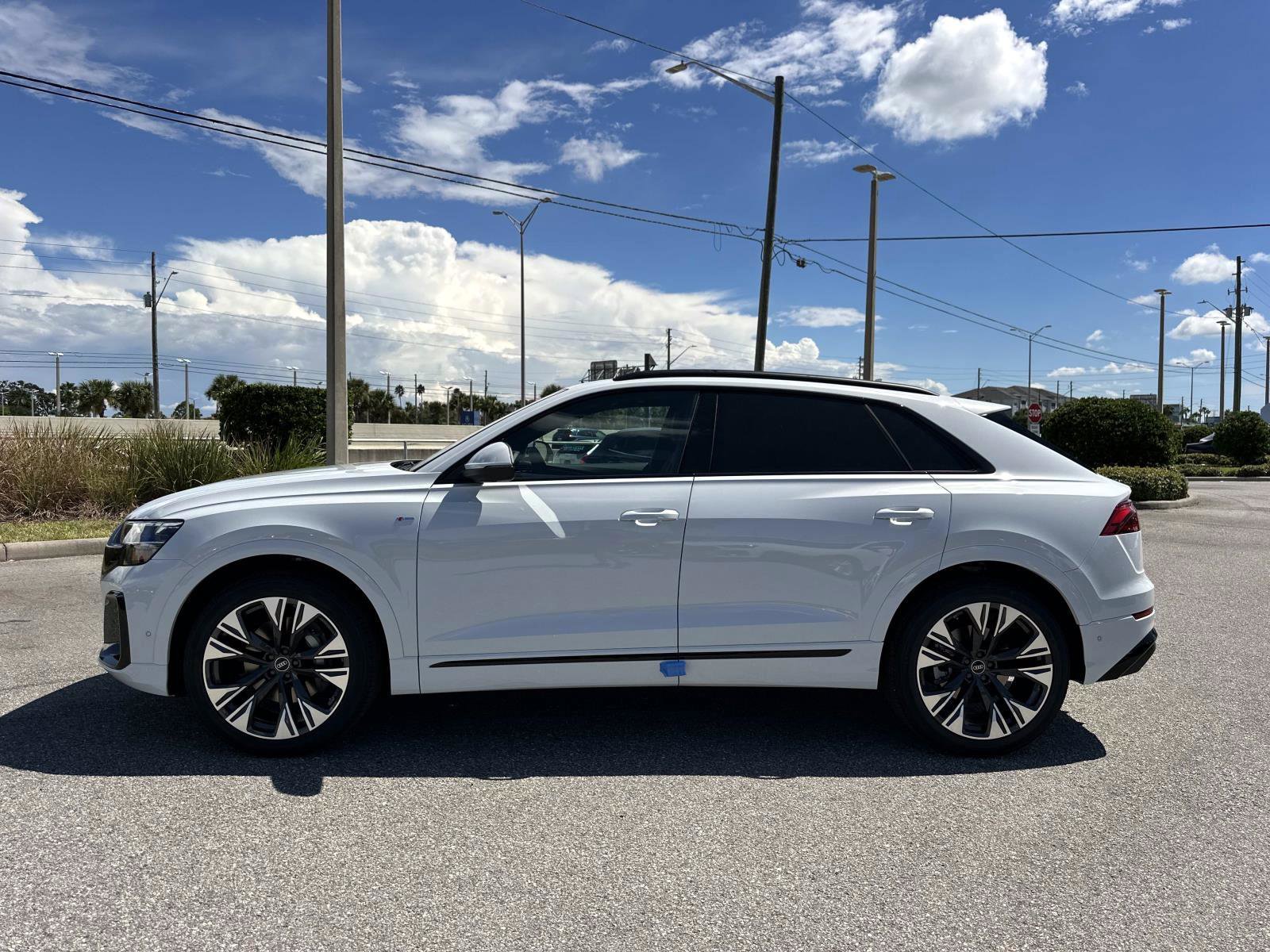 2026 Audi Q8 line Premium Plus photo 6