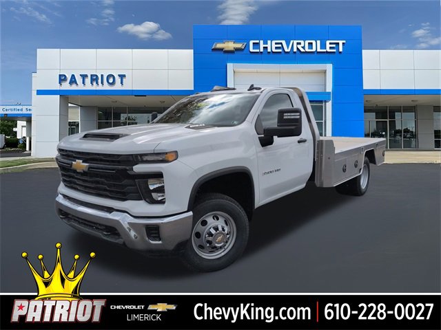 2025 Chevrolet Silverado 3500HD Work Truck's photo