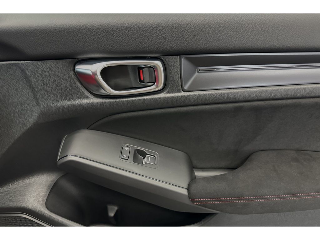 2025 Honda Civic Type R Touring photo 19