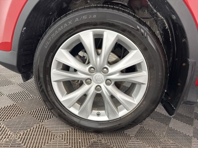 2015 Toyota RAV4 Limited photo 26