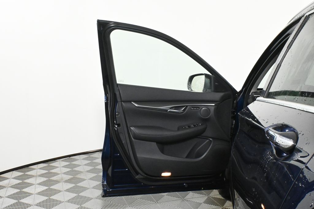 2025 Infiniti QX50 Luxe photo 22