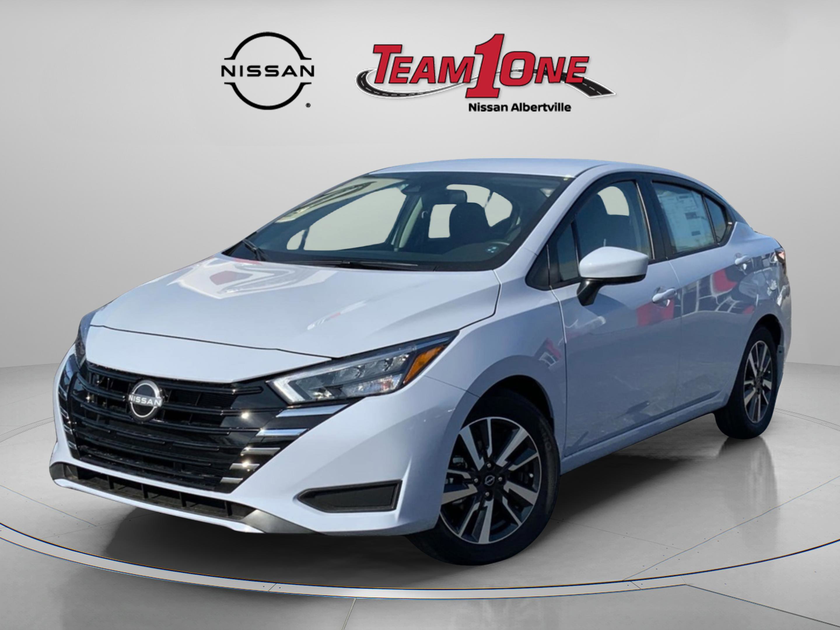 2025 Nissan Versa SV photo 2