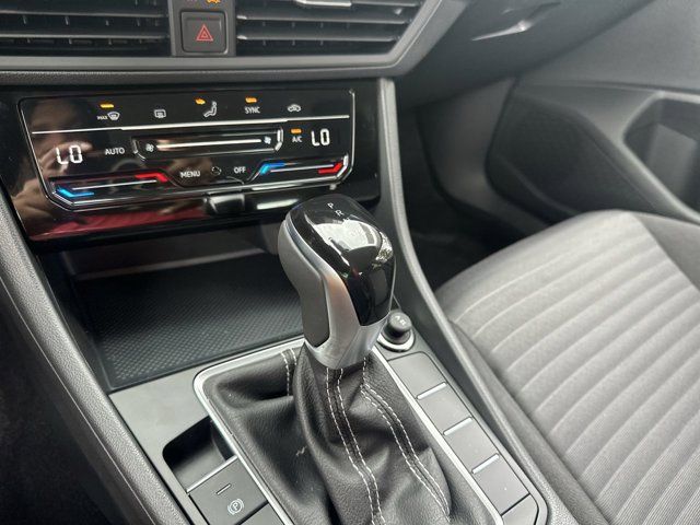 2025 Volkswagen Jetta 1.5T S photo 11