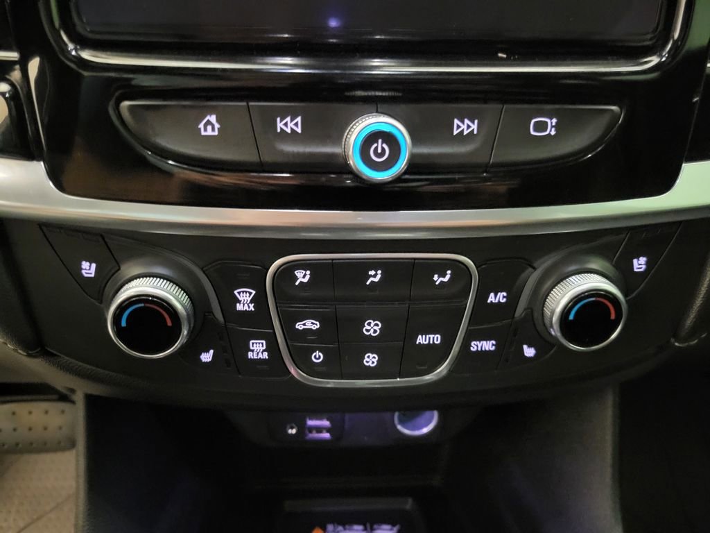 2022 Chevrolet Traverse Premier photo 7