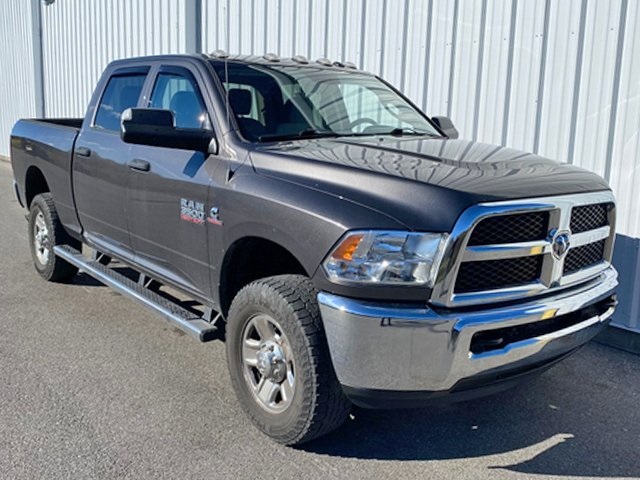 2018 Ram 3500 Tradesman photo 2