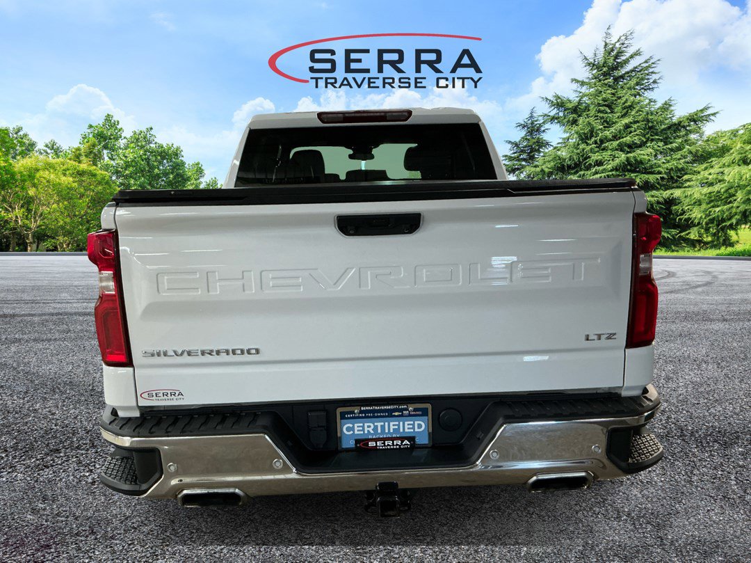 2022 Chevrolet Silverado 1500 LTZ photo 3