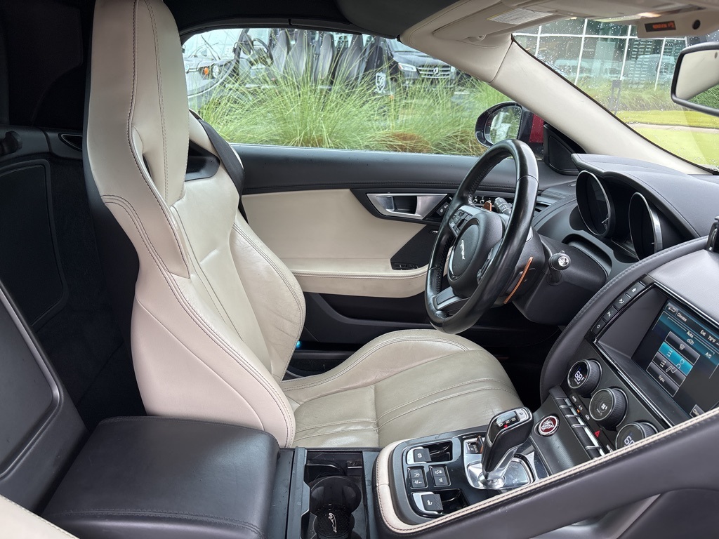 2016 Jaguar F-TYPE S photo 37