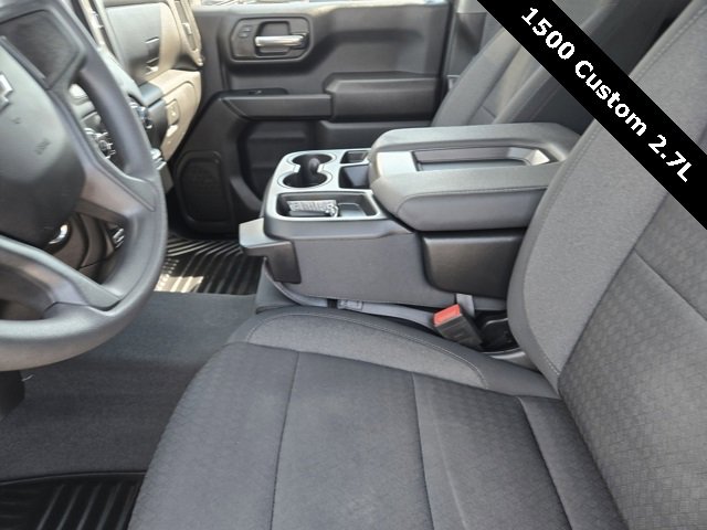 2024 Chevrolet Silverado 1500 Custom photo 12