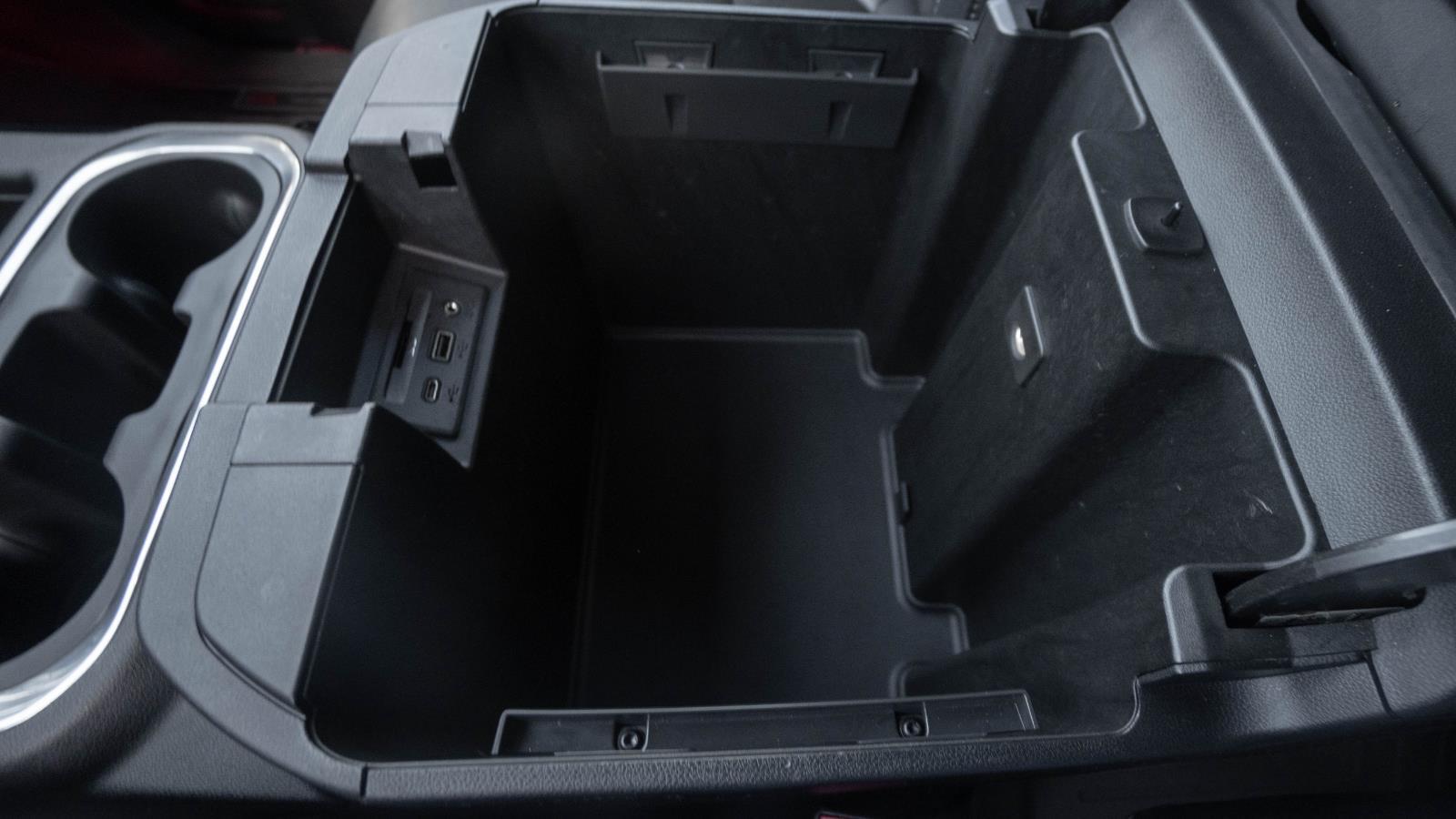 2019 Chevrolet Silverado 1500 RST photo 16