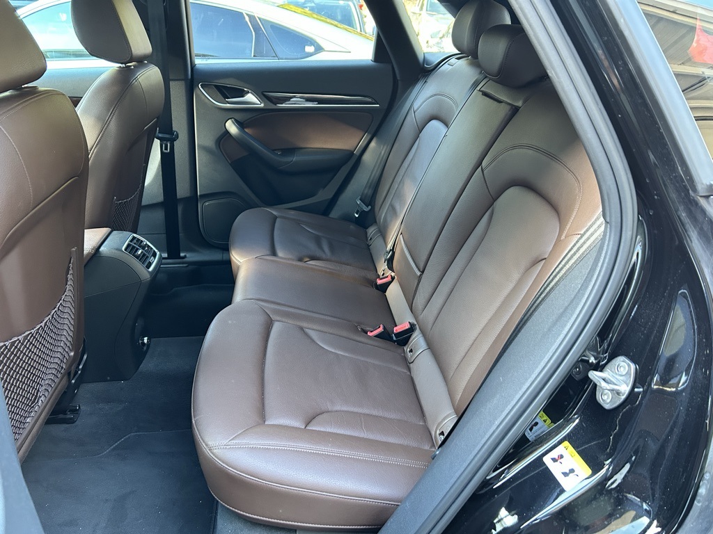 2017 Audi Q3 Premium Plus photo 3