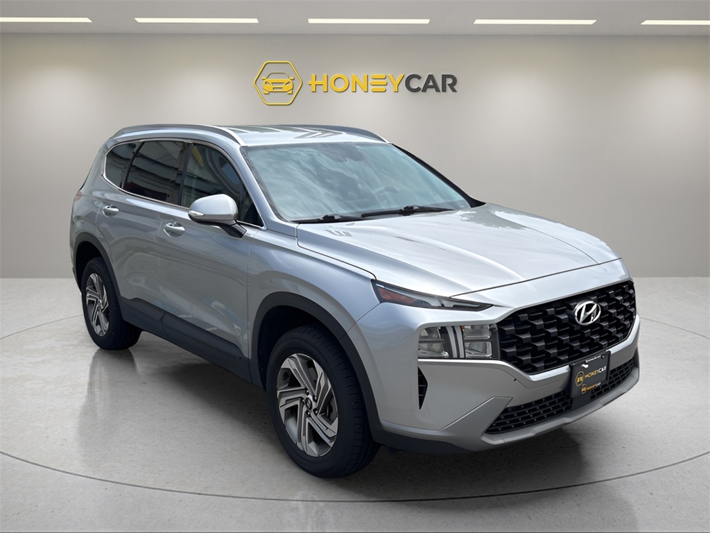 Used 2023 Silver Hyundai SEL image 1