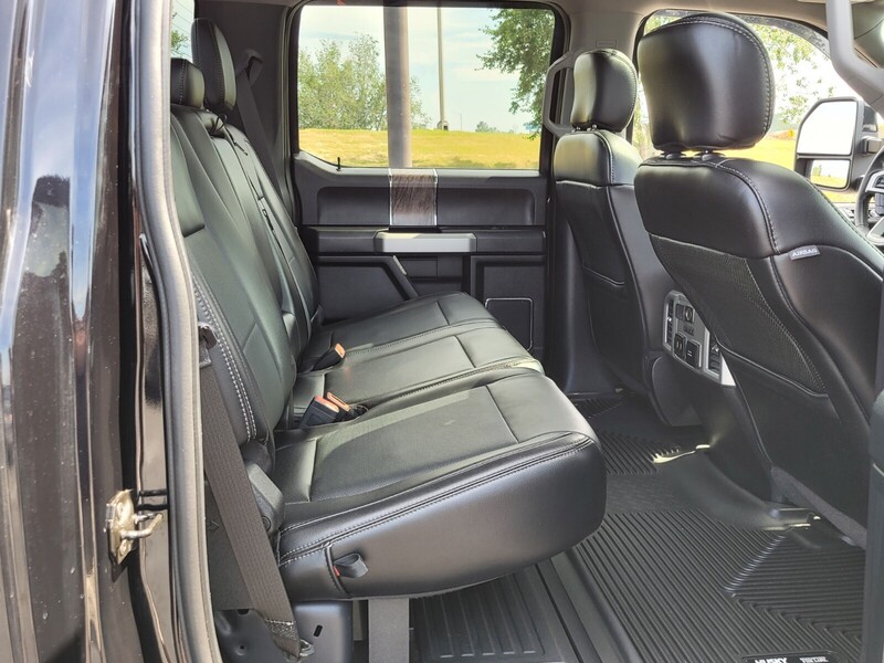 2019 Ford F-250 Lariat photo 13