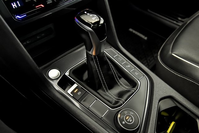 2022 Volkswagen Tiguan SEL Premium R-Line photo 19