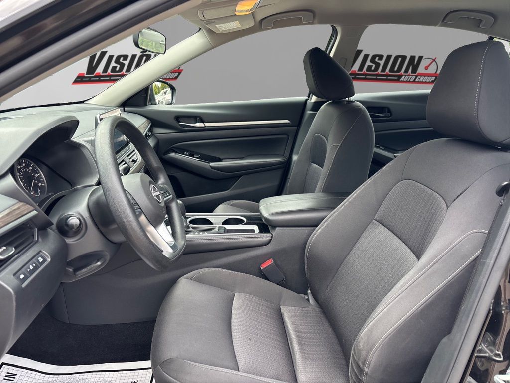2023 Nissan Altima 2.5 SV photo 29