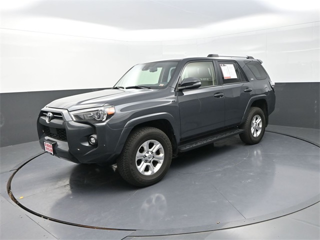 2024 Toyota 4Runner SR5 Premium photo 3