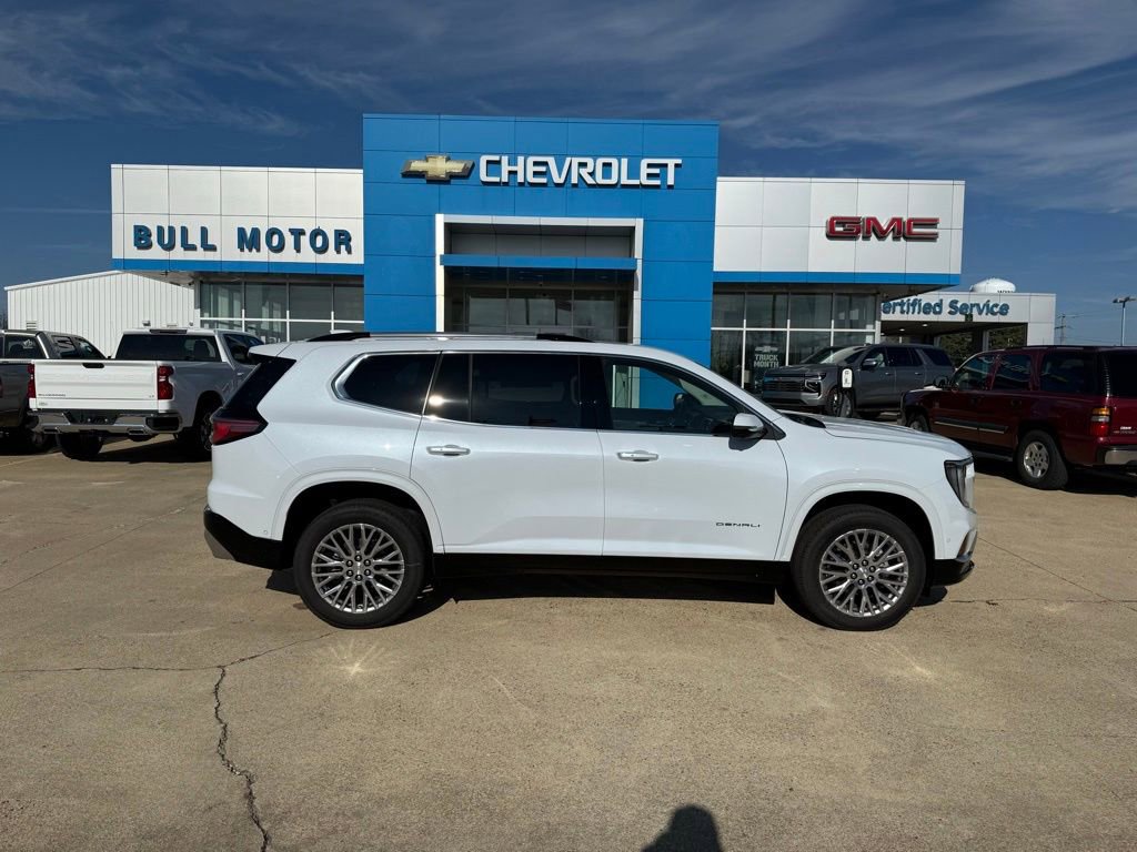 2026 GMC Acadia Denali's photo