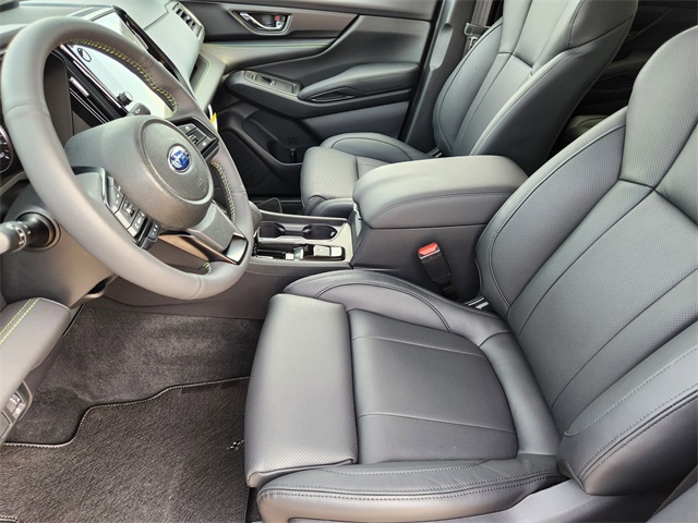 2025 Subaru Ascent Onyx Edition Touring photo 8