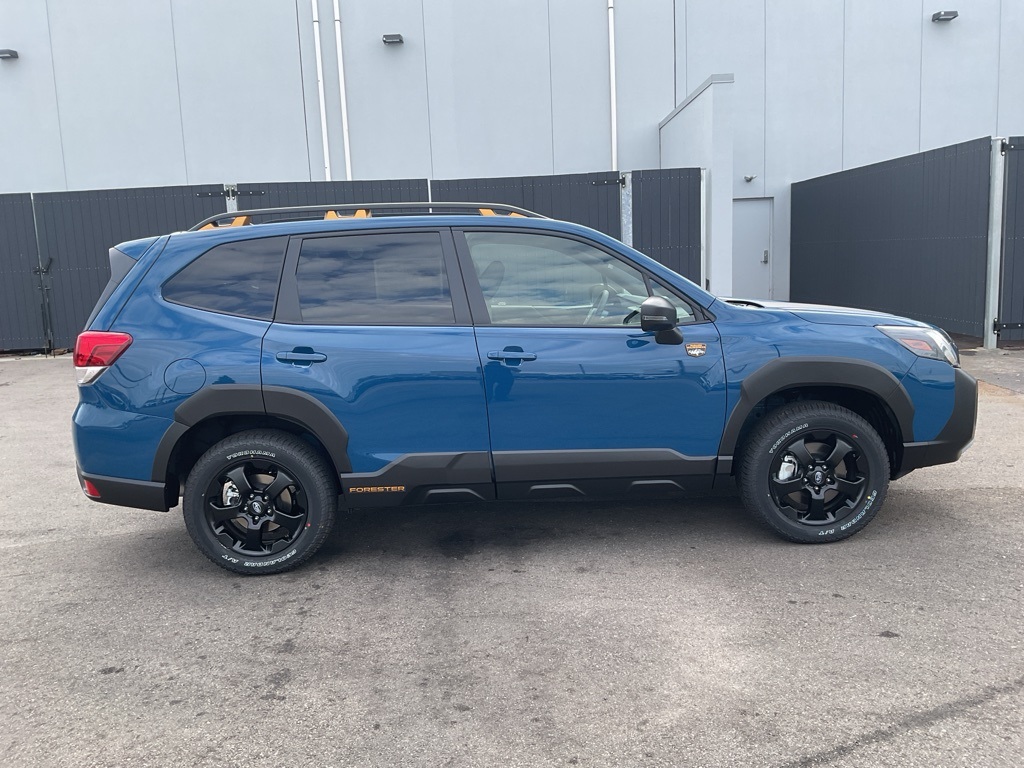 2025 Subaru Forester Wilderness photo 2