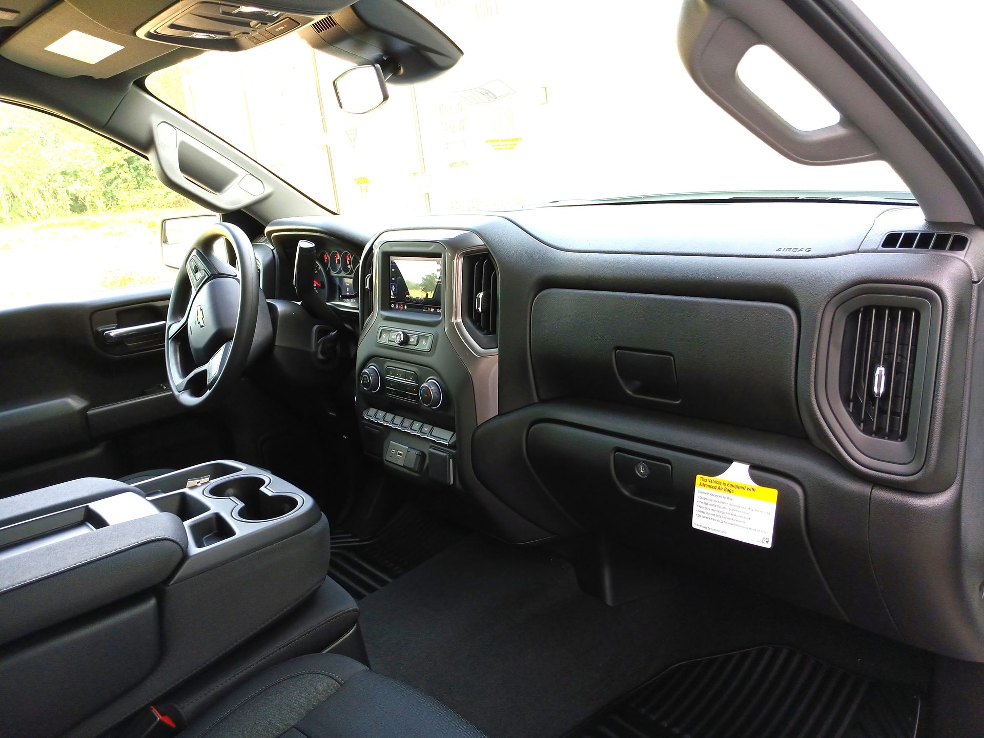 2025 Chevrolet Silverado 1500 Custom photo 25