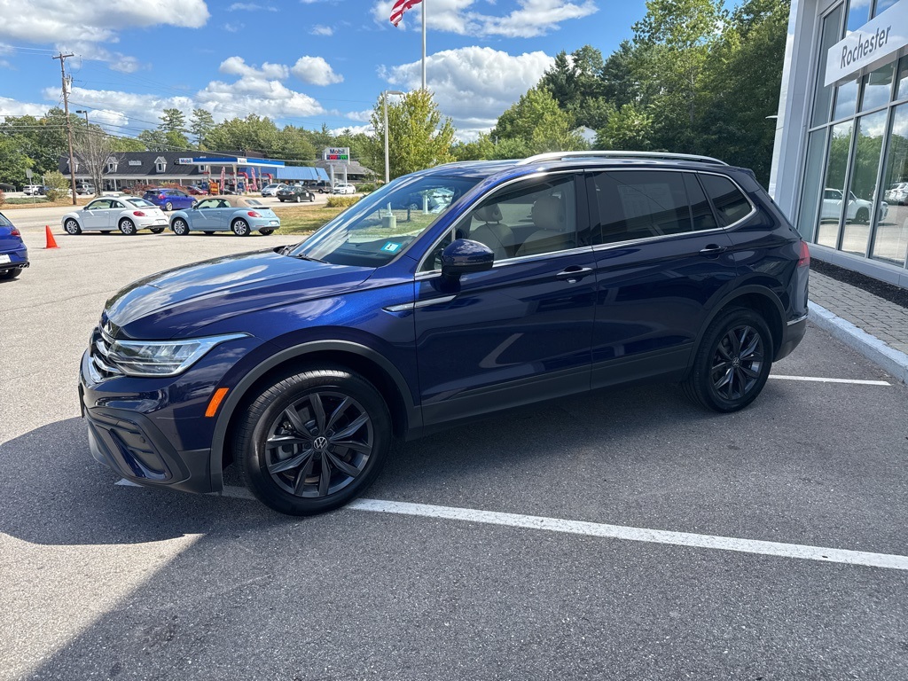 2022 Volkswagen Tiguan SE photo 2