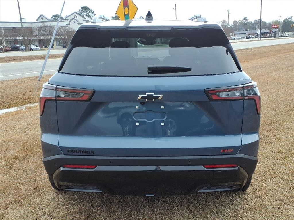 2026 Chevrolet Equinox RS photo 4
