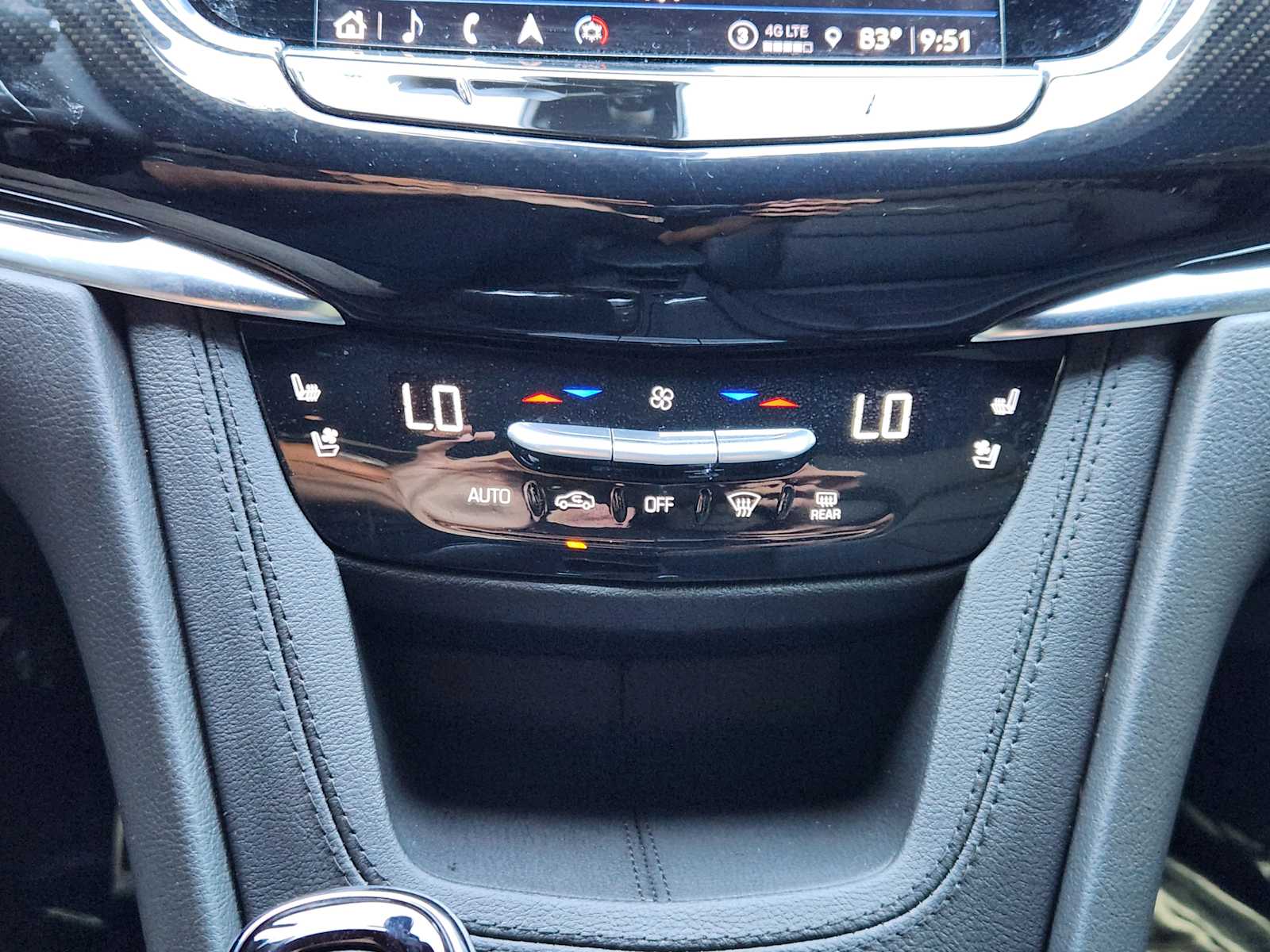 2025 Cadillac XT5 Sport photo 12