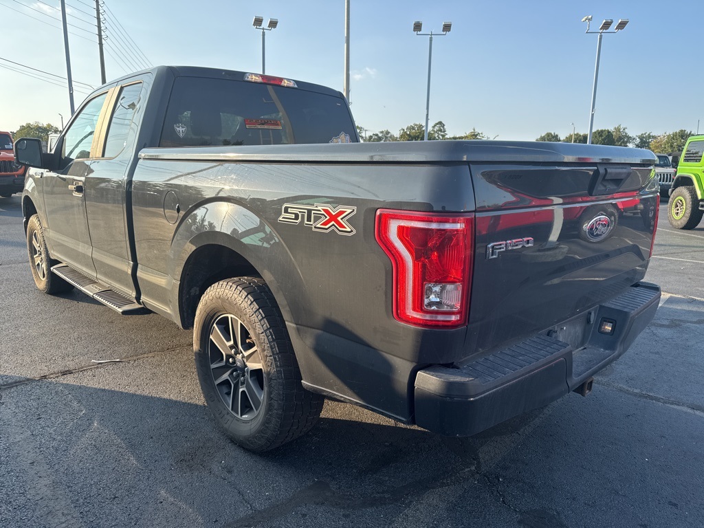 2017 Ford F-150 XL photo 8