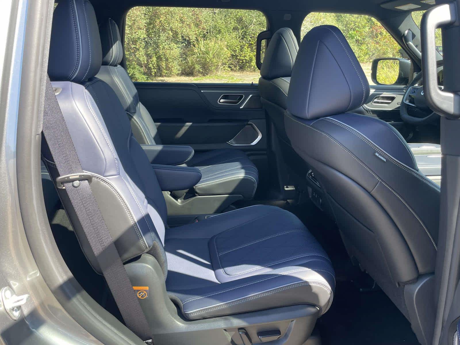 2026 Infiniti QX80 Sensory photo 17
