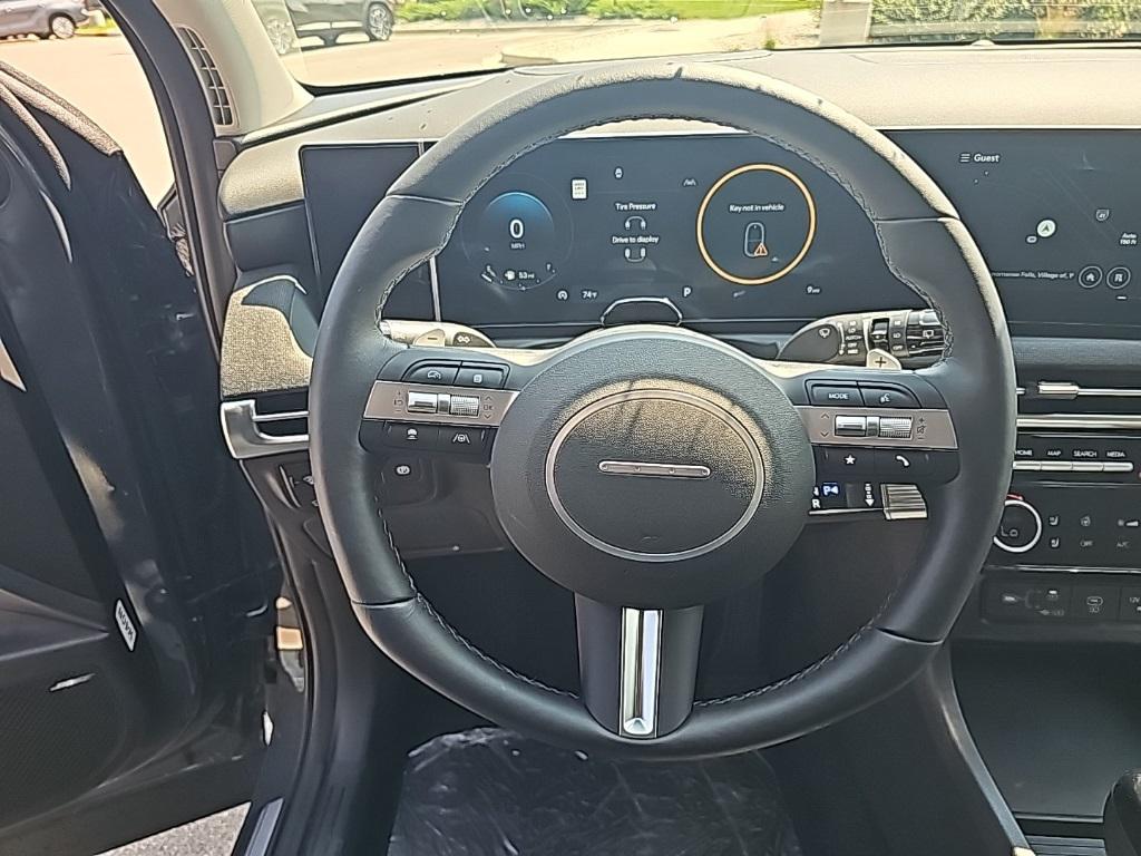2025 Hyundai Tucson Limited photo 17
