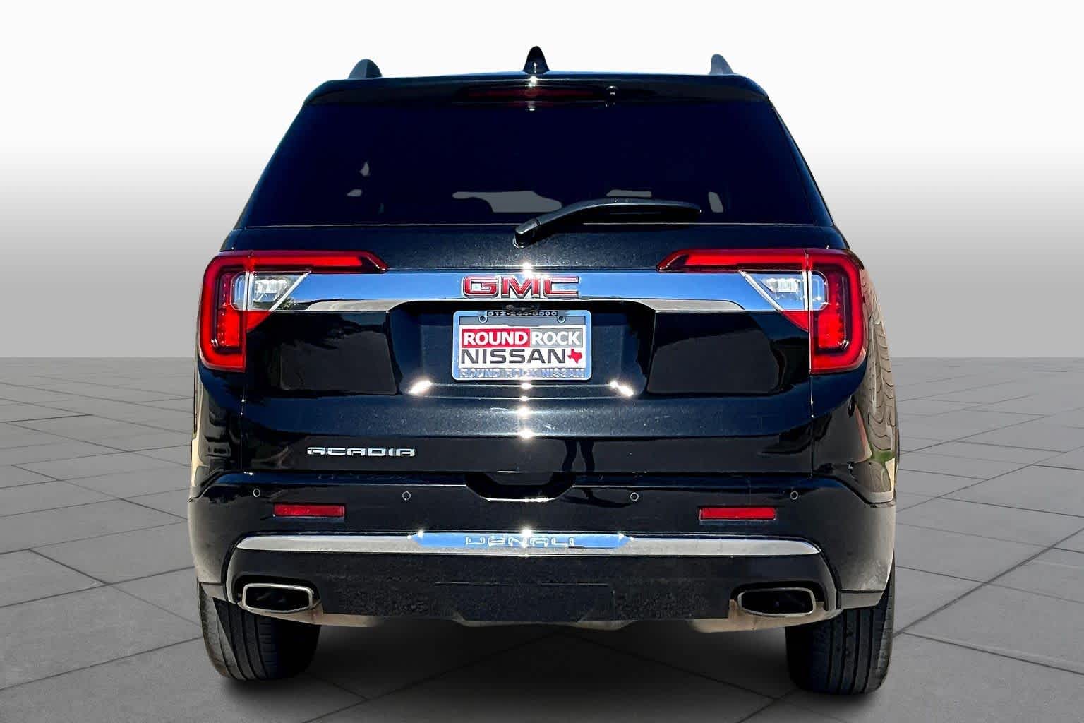 2023 Gmc Acadia Denali photo 3