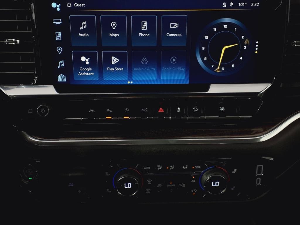 2025 Chevrolet Silverado 1500 LT photo 13