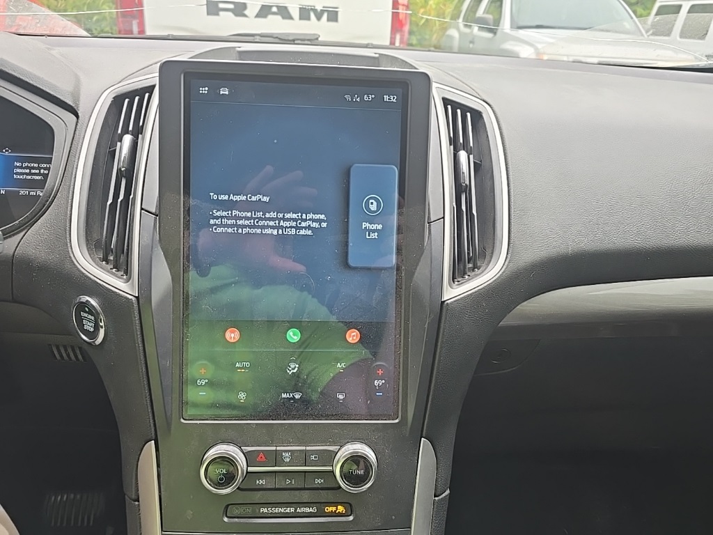 2022 Ford Edge SE photo 19