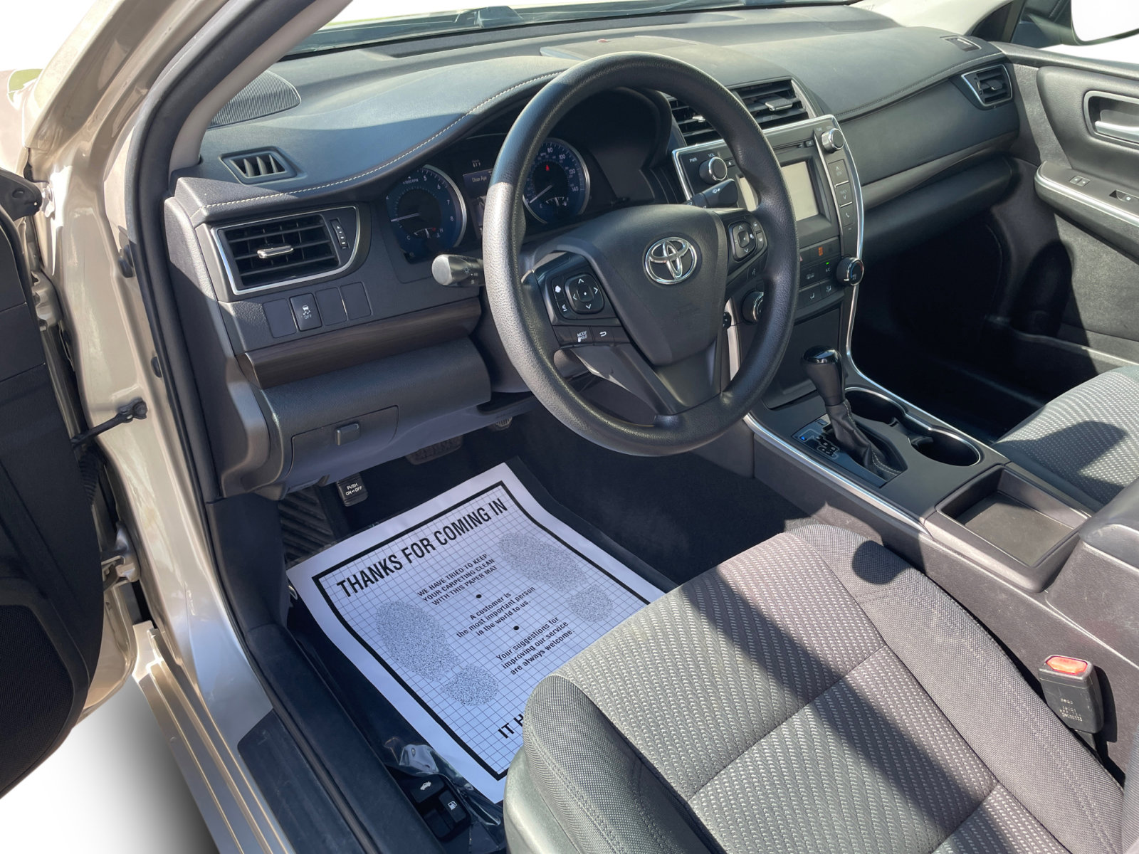 Used 2016 Toyota Camry LE with VIN 4T1BF1FK8GU222600 for sale in Kansas City