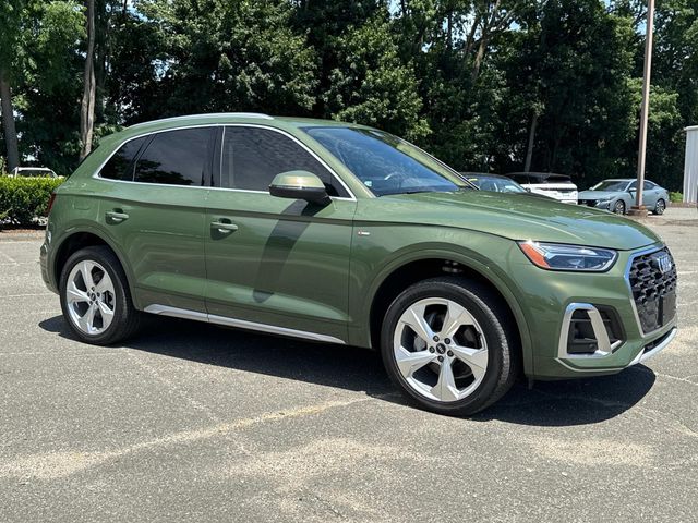 2022 Audi Q5 45 S line Premium photo 3
