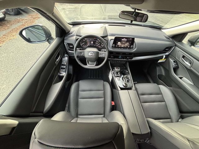 2026 Nissan Rogue SV photo 9