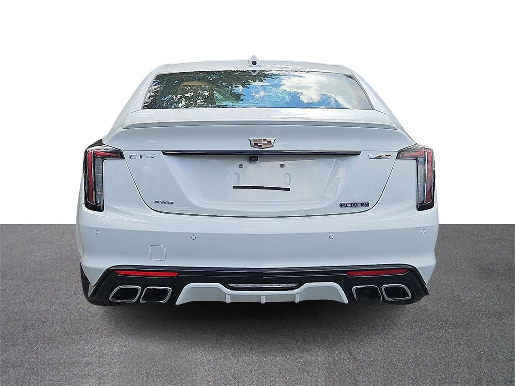2023 Cadillac CT5 V photo 4
