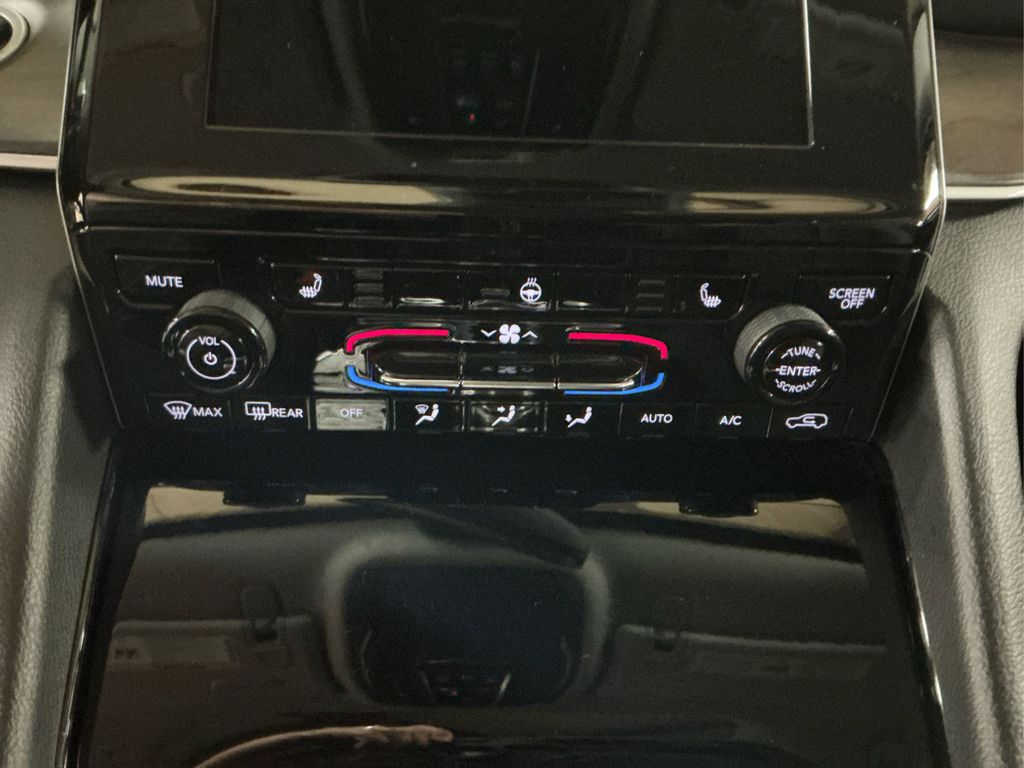 2022 Jeep Grand Cherokee Limited photo 15