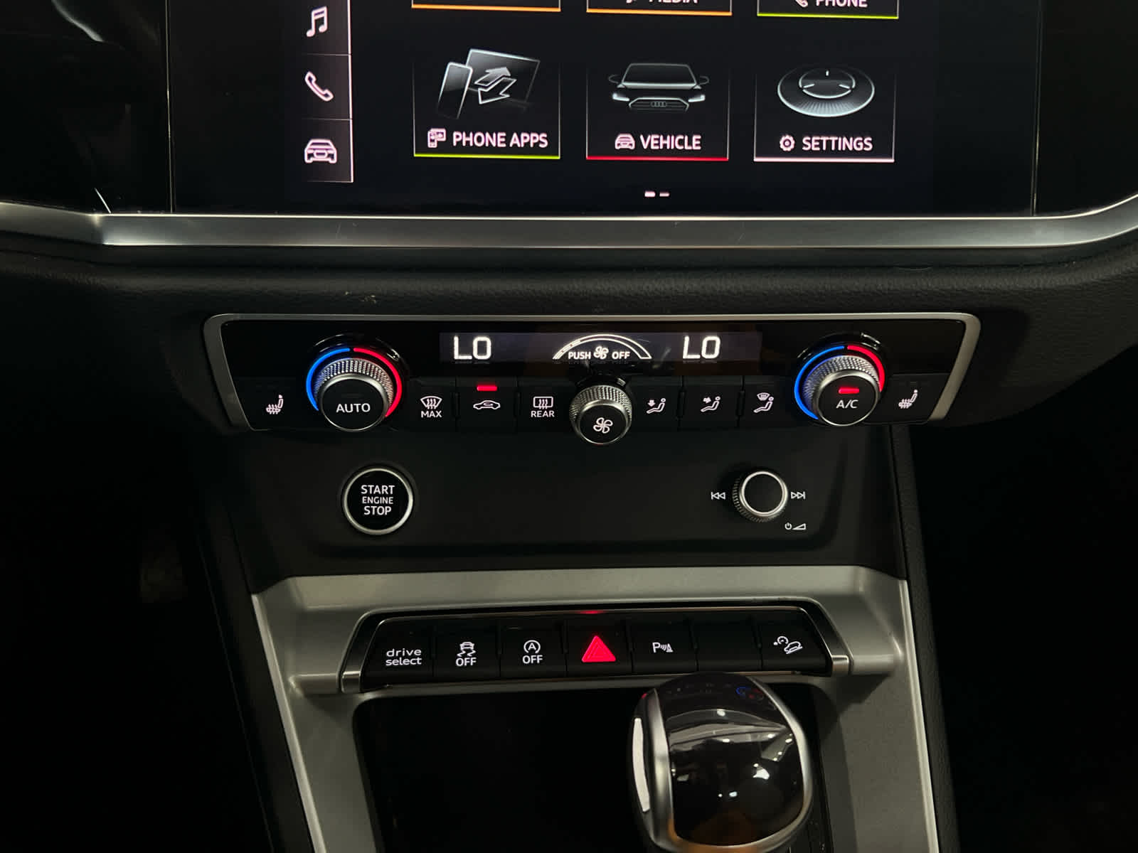 2022 Audi Q3 S line Premium photo 22