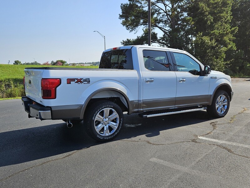 2020 Ford F-150 Lariat photo 12