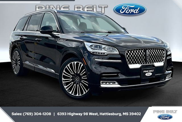 2023 Lincoln Aviator Black Label's photo