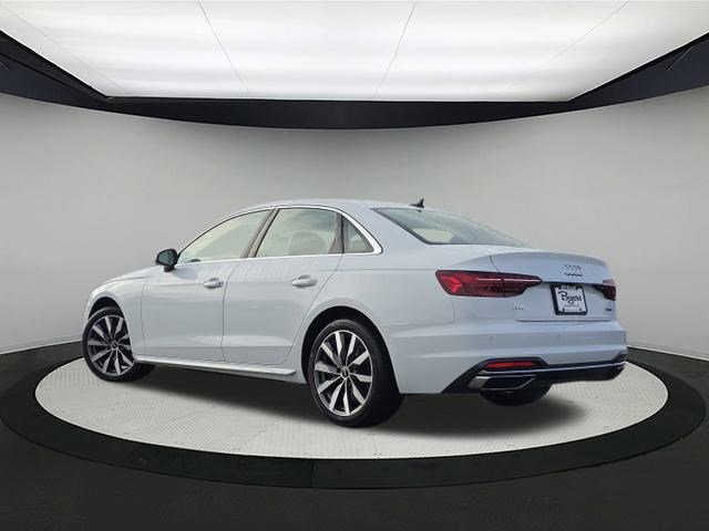 2022 Audi A4 Quattro Premium Plus photo 4