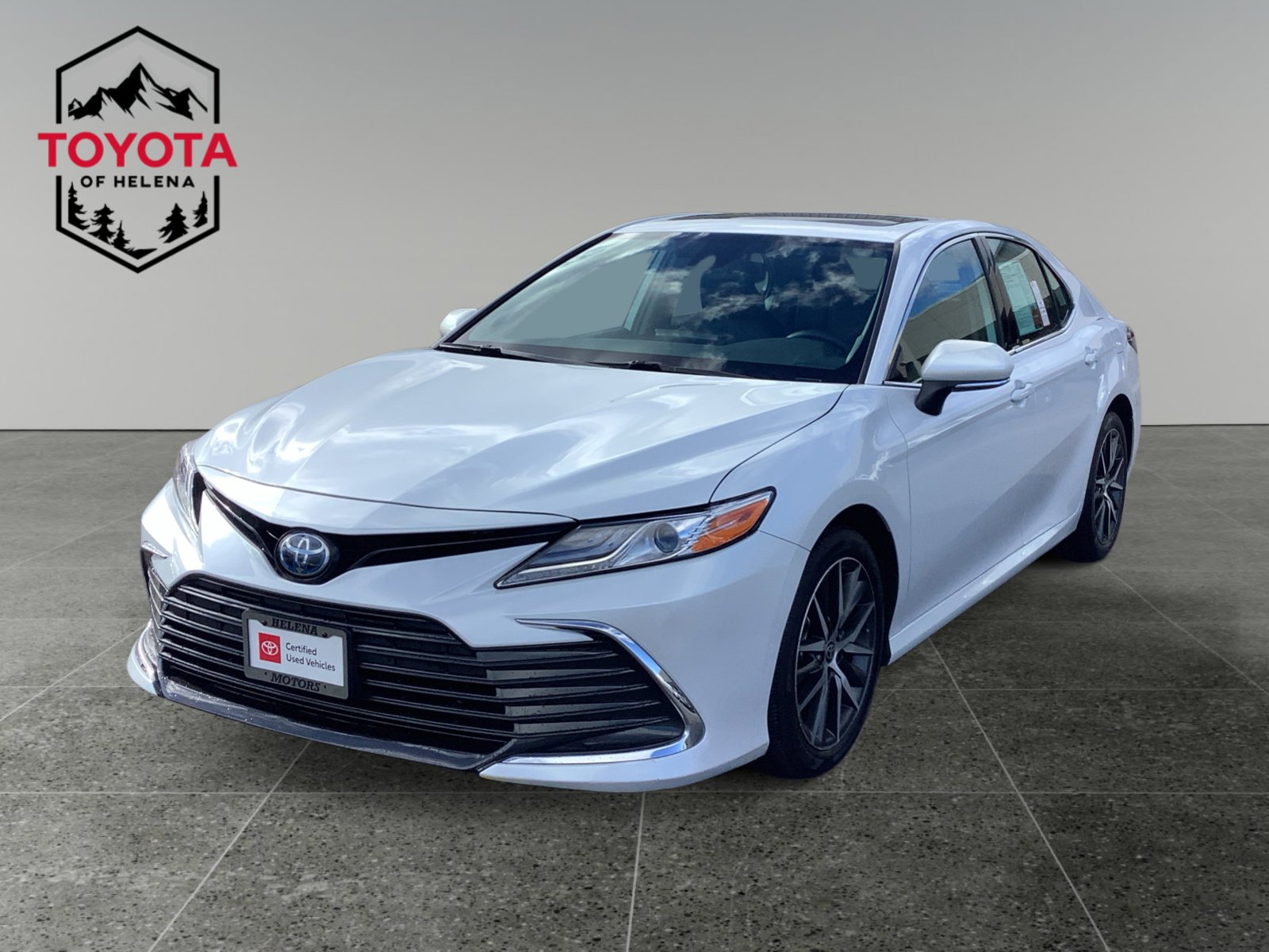 2022 Toyota Camry XLE's photo