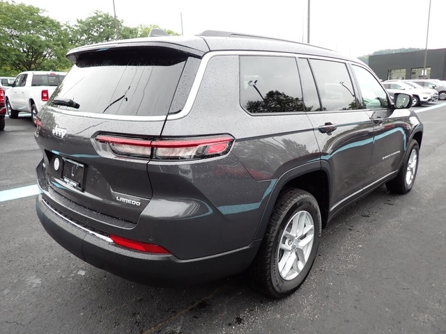 2024 Jeep Grand Cherokee Laredo photo 5