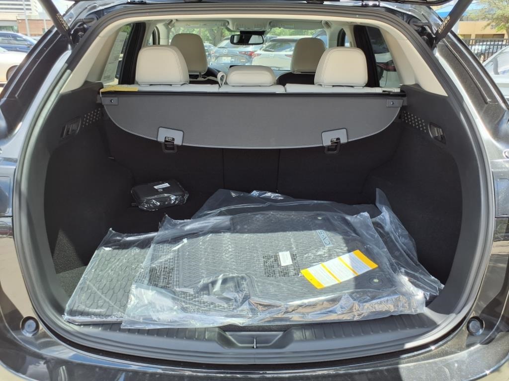 2025 Mazda CX-5 2.5 S Preferred photo 19