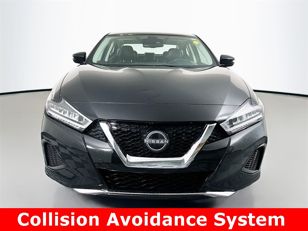 2023 Nissan Maxima SV photo 2