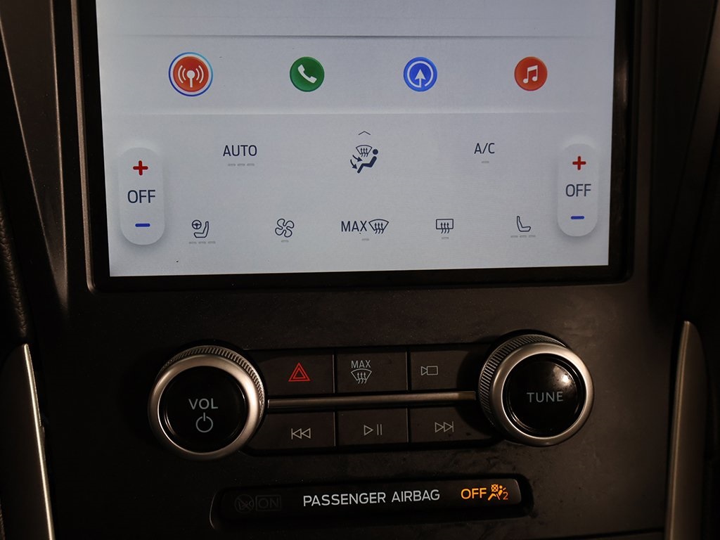 2022 Ford Edge SEL photo 42