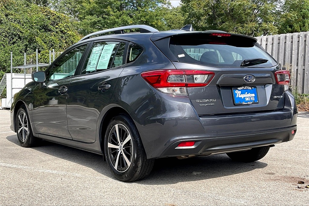 2023 Subaru Impreza Premium photo 7