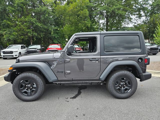 2025 Jeep Wrangler Sport photo 4