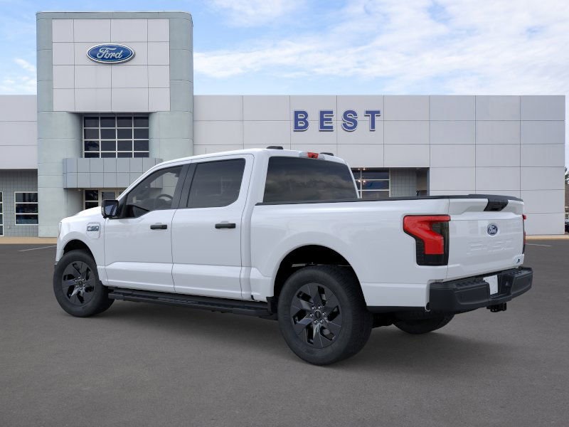 2025 Ford F-150 Lightning photo 3